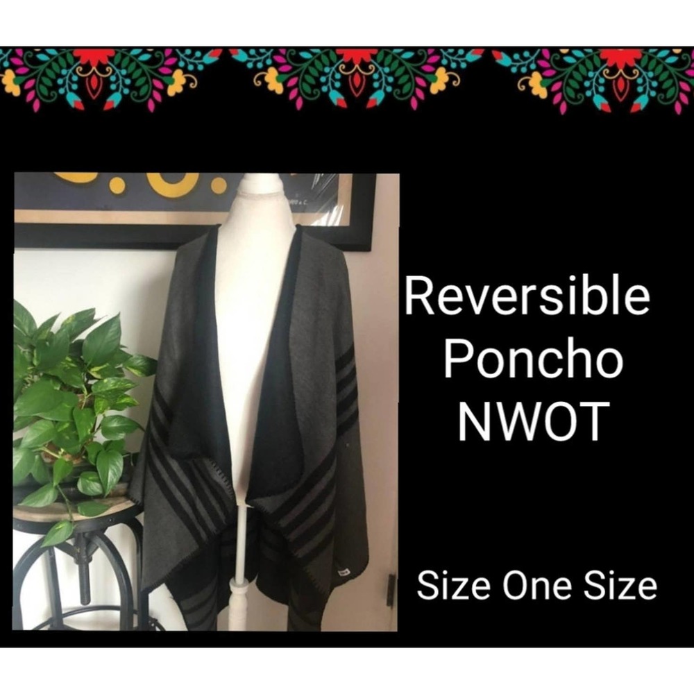 NWOT | REVERSIBLE PONCHO
